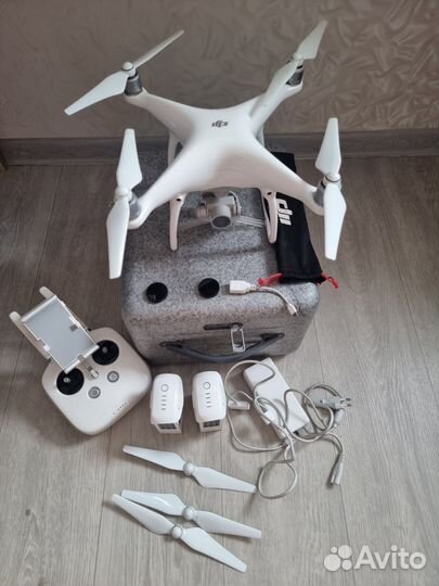 Квадрокоптер dji phantom 4