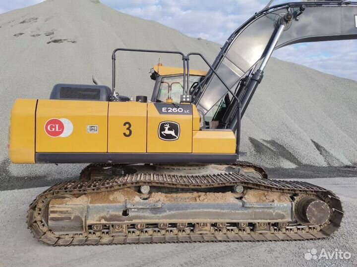 Гусеничный экскаватор John Deere E260 LC, 2021