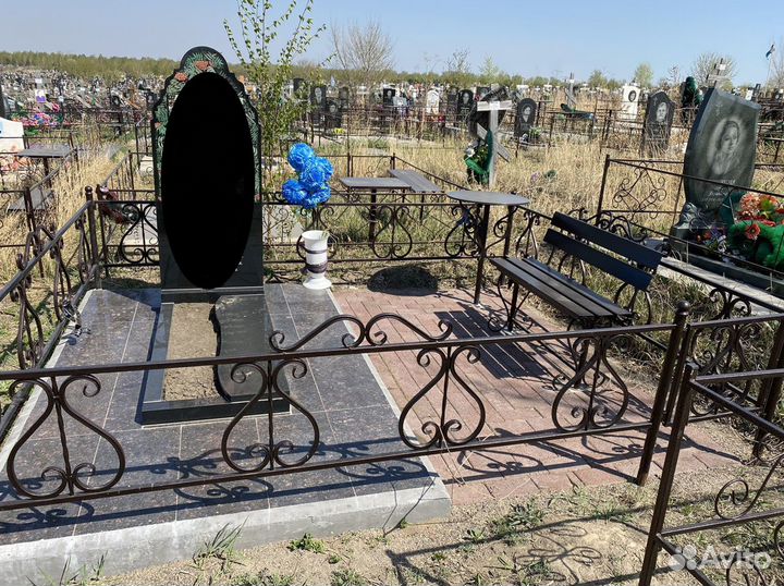 Памятники, благоустройство могил, оградки