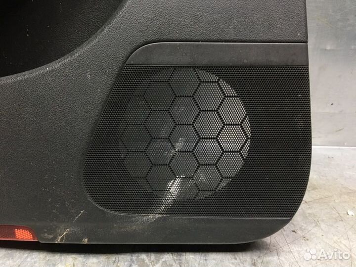 Обшивка двери задней левой Volkswagen Passat B6