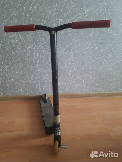 Трюковой самокат