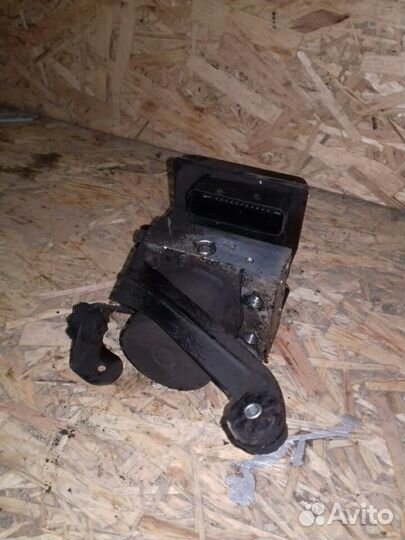 Блок abs BMW X5 E53 Рестайлинг