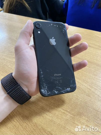 iPhone Xr, 64 ГБ