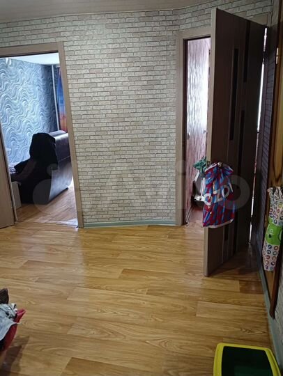 3-к. квартира, 65 м², 1/3 эт.