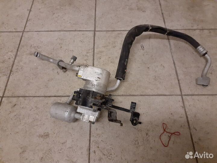 Трубка кондиционера Toyota Hilux 2011