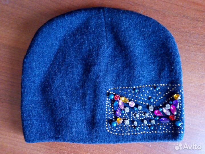 Продам шапку женскую