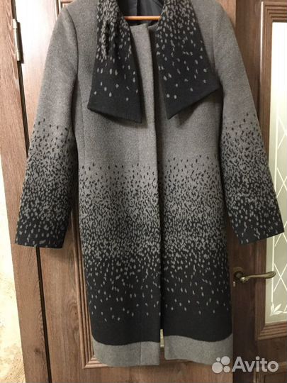 Пальто pompa 48