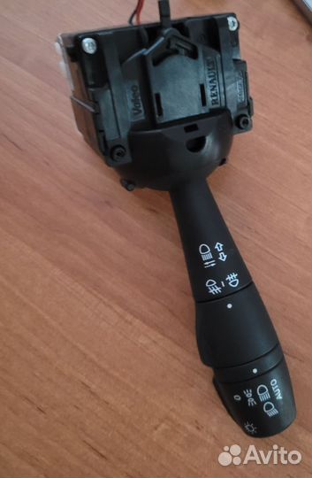 Подрулевой переключатель на LADA весту