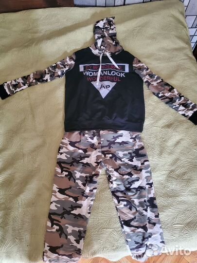 Спортивный костюм женский новый