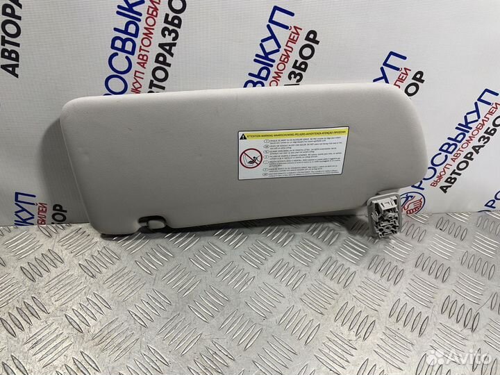 Козырек солнцезащитный Peugeot 308