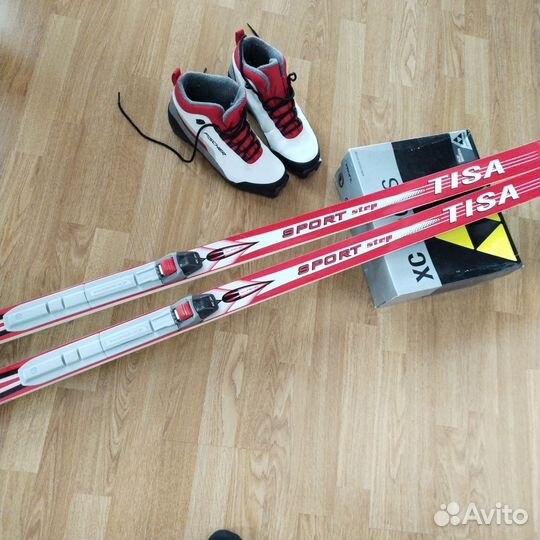 Лыжи беговые коньковые 180 с ботинками Fischer 41