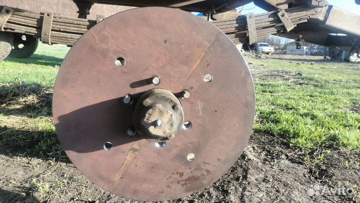 Фланец для тракторной телеги