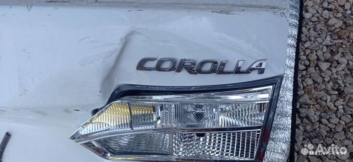 Крышка багажника Toyota Corolla 11 E180 2013 (б/у)