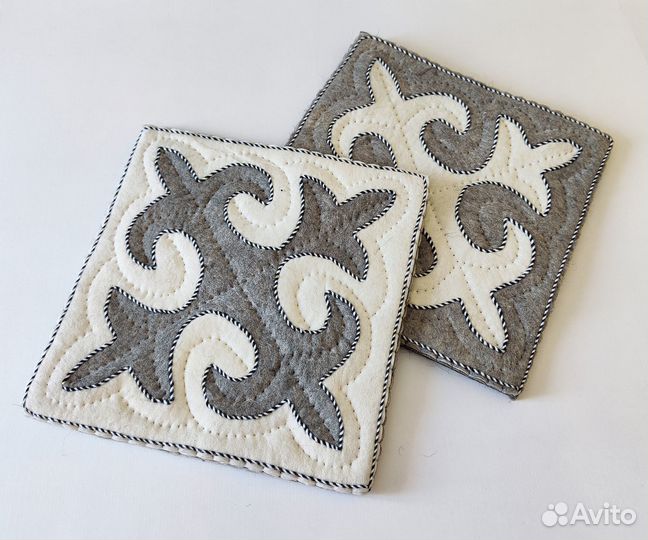 Сидушка подушка-коврик на стул или кресло