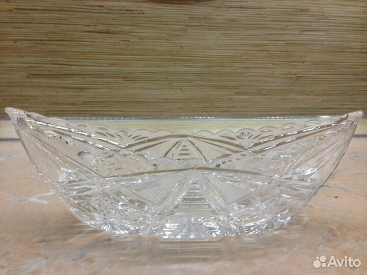 Хрустальная конфетница - ладья