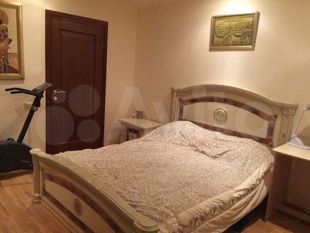 3-к. квартира, 78,4 м², 1/10 эт.