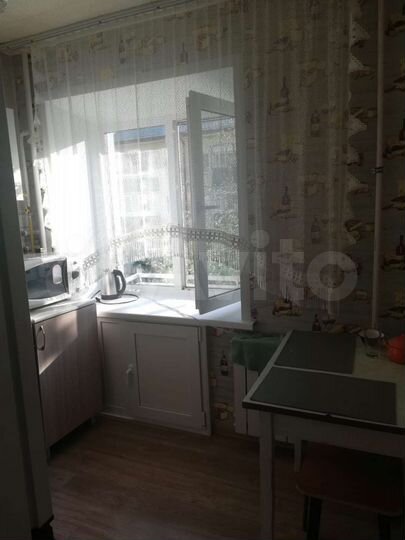 2-к. квартира, 42 м², 3/5 эт.