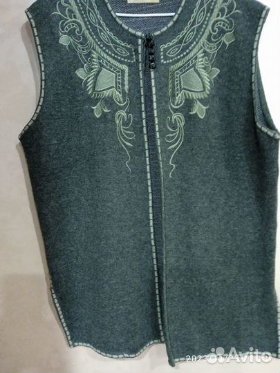 Жилет женский