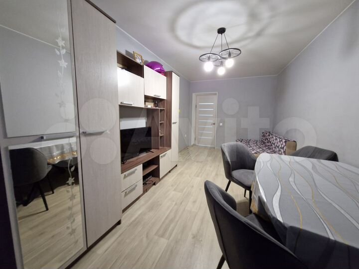 2-к. квартира, 47 м², 4/10 эт.