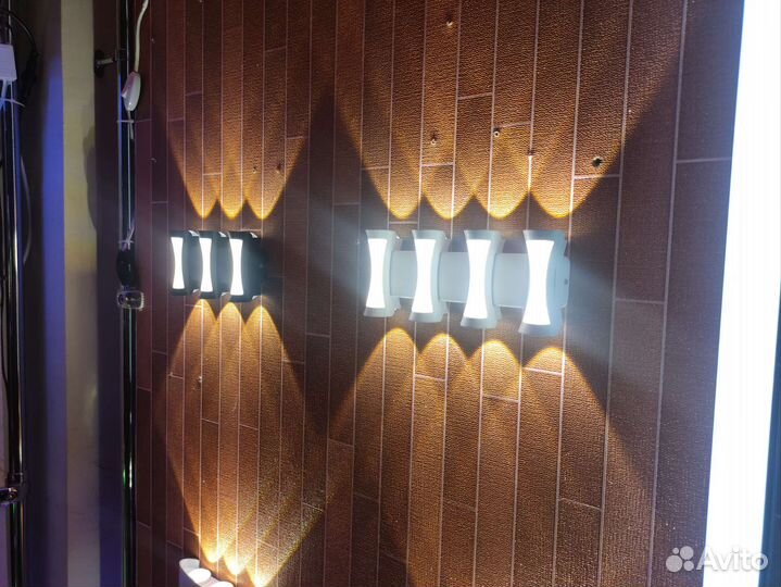 Светильник Дизайнерский настенный 12W 220V 4000K