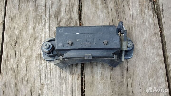 Ручка открывания двери Ауди 80 90 100 А6