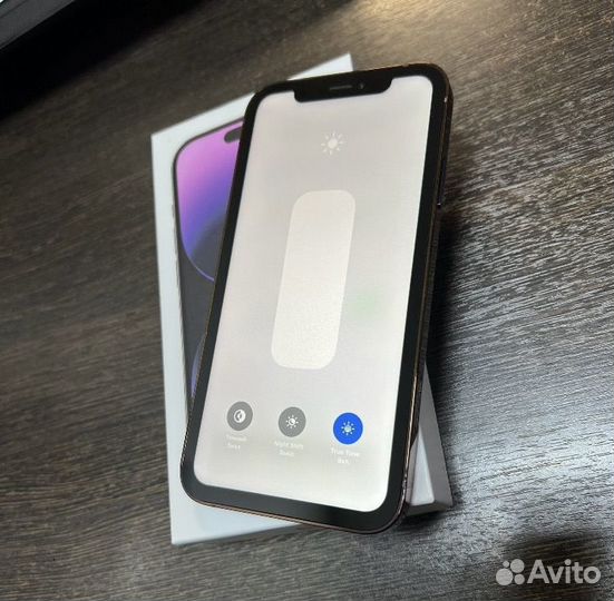 iPhone XR в корпусе 15 pro 128gb новый
