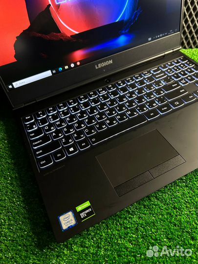 Ноутбук Lenovo i5-9300H/GTX1650/16Gb/512SSD