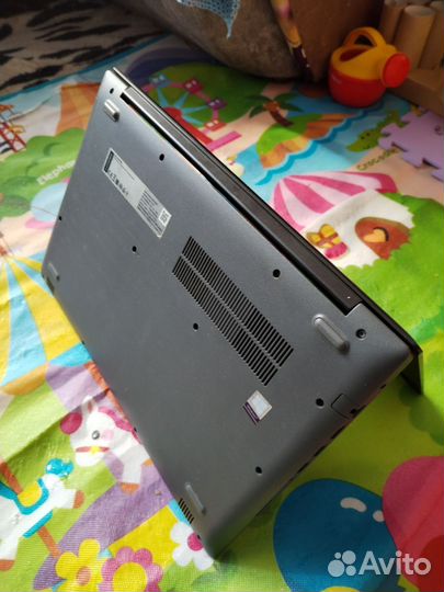 Ноутбук lenovo