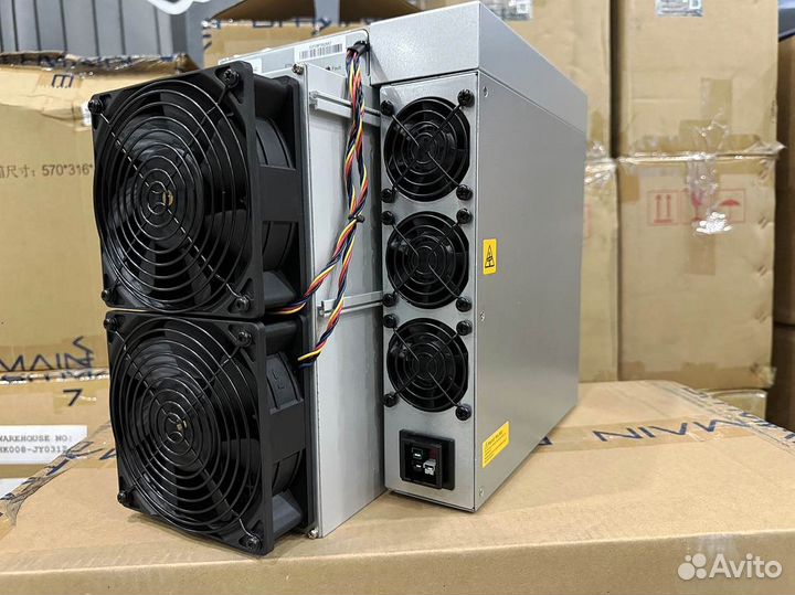 Antminer S21 200Th (новые)