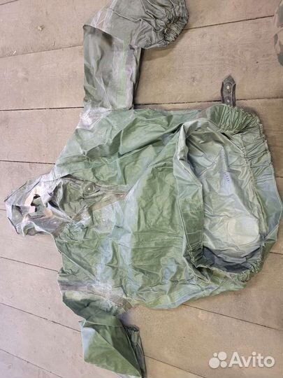 Защитный костюм