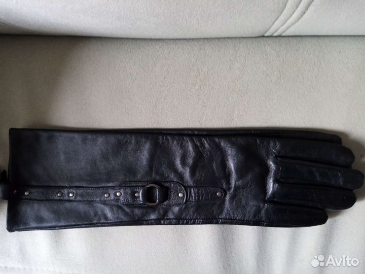 Кожаные перчатки