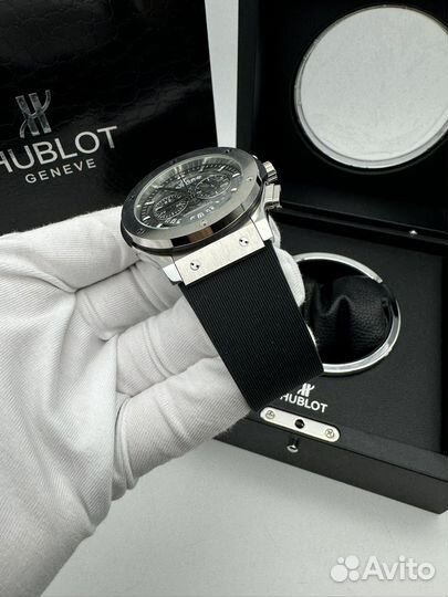Часы Hublot