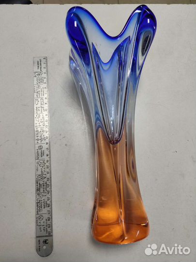 Ваза цветное стекло