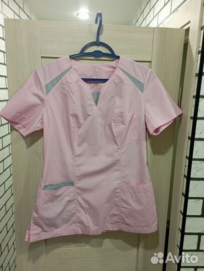 Медицинский костюм женский