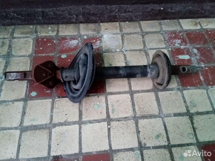 Вал рулевой верхний Land Rover Discovery 3,4