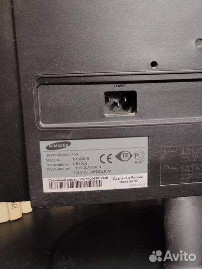 Монитор samsung