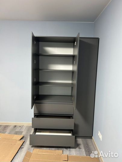 Шкаф распашной новый