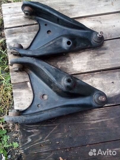 Рычаги в сборе