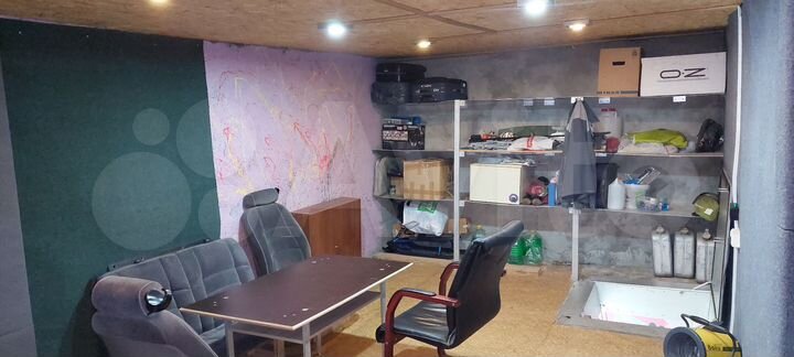 Гараж, > 30 м²