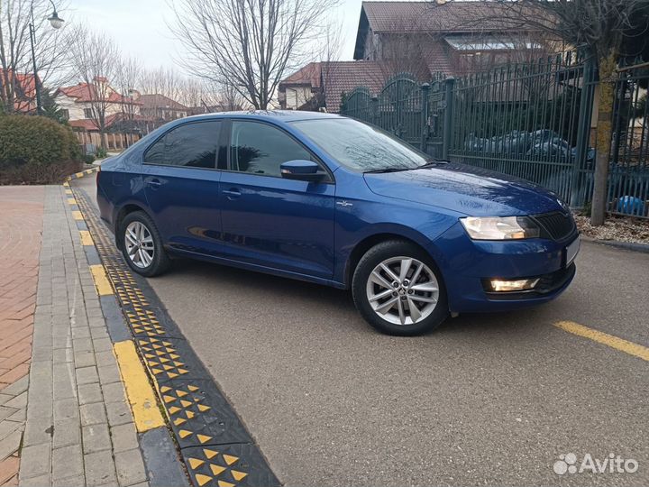 Skoda Rapid 1.6 AT, 2018, 60 000 км