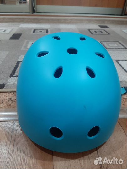 Продам детский защитный шлем для роликов
