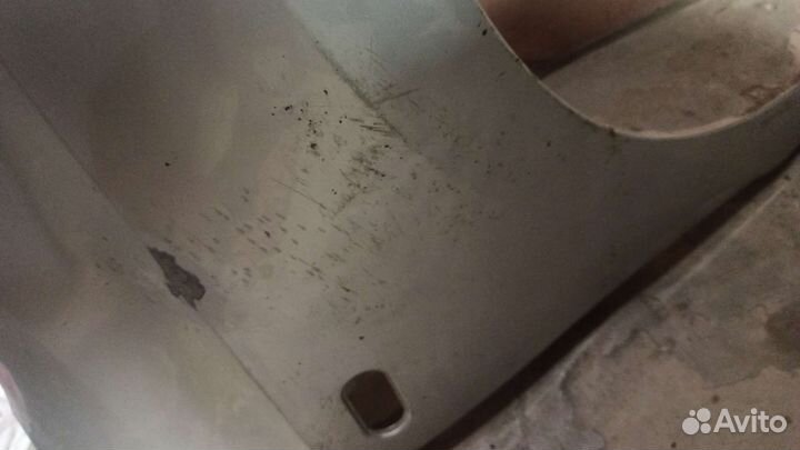 Крыло переднее правое на volkswagen polo