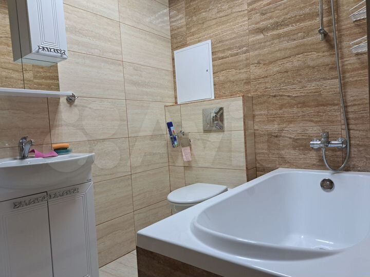 Комната 25 м² в 3-к., 2/13 эт.