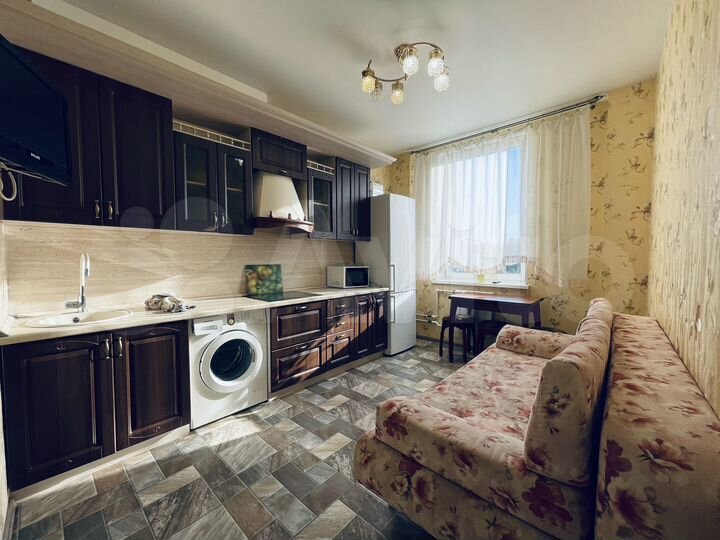 1-к. квартира, 40 м², 7/17 эт.