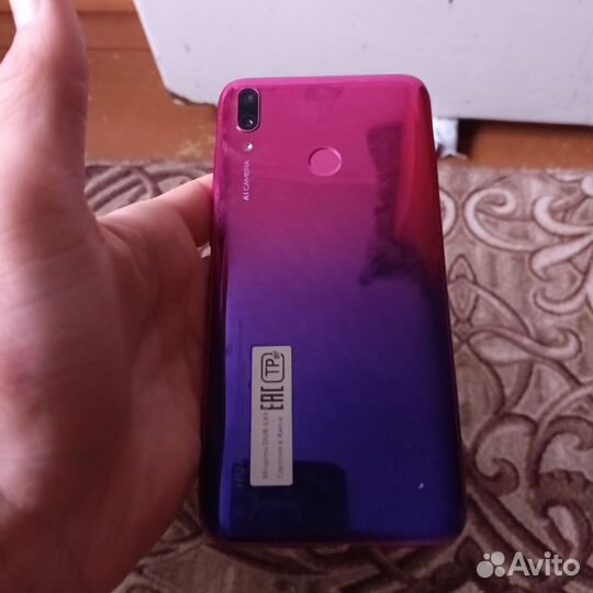 HUAWEI Y7 (2019), 4/64 ГБ