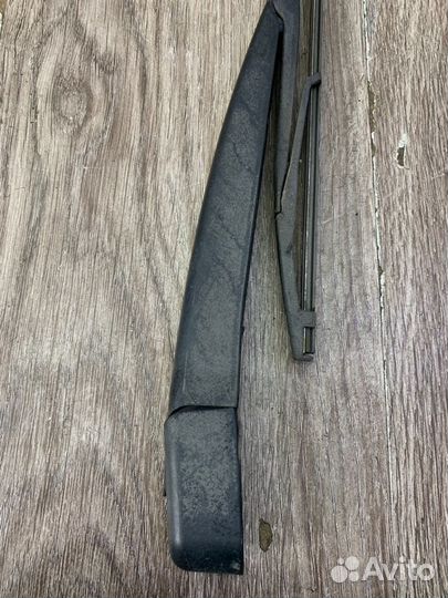 Поводок дворника задний Smart Forfour хетчбэк-5ти