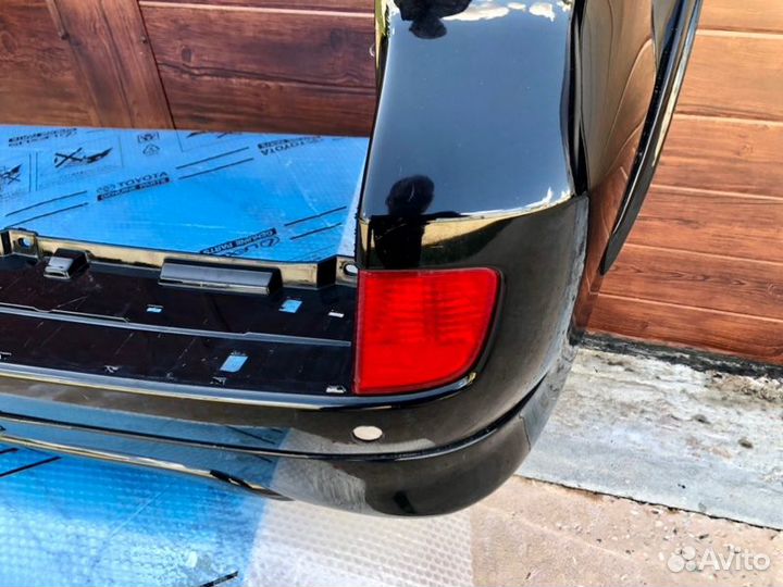 Бампер задний Toyota Lc 200 2007-2012