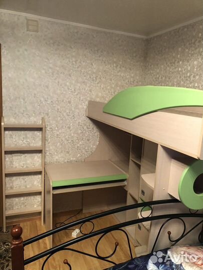 Детская кровать чердак со столом