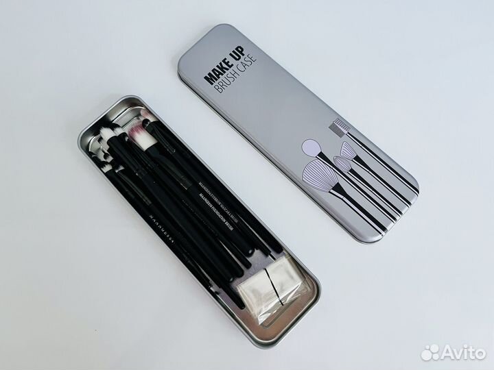 Кисти для макияжа с боксом