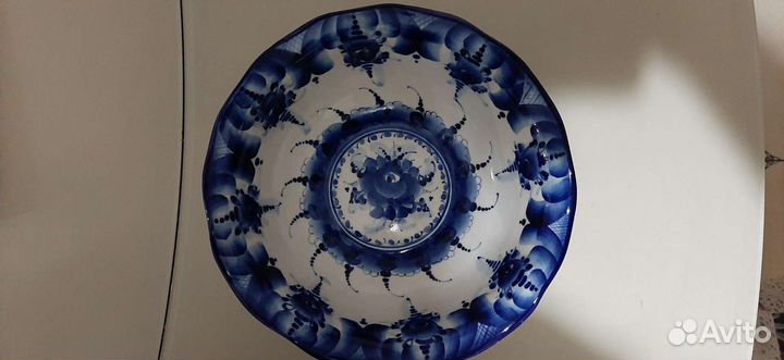 Ваза для фруктов. Гжель